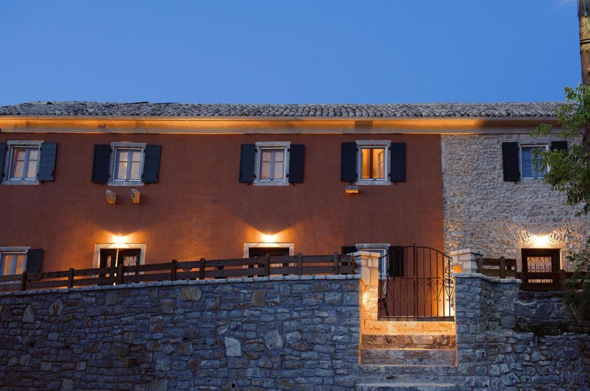 The Merchants House Peritheia Exterior photo